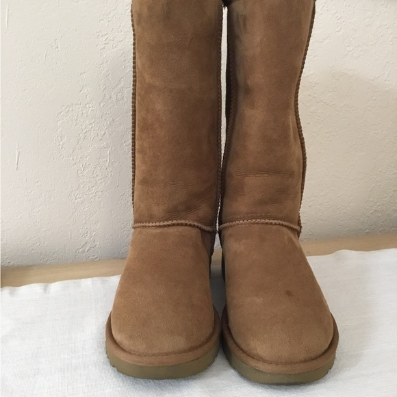 Women UGG Classic Tall II Boot 1016224 Color Chestnut Suede Upper size 7 - Picture 6 of 10